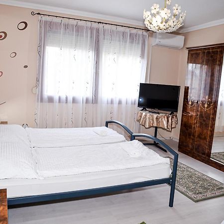 Hajnal Apartman Hajdúszoboszló 外观 照片