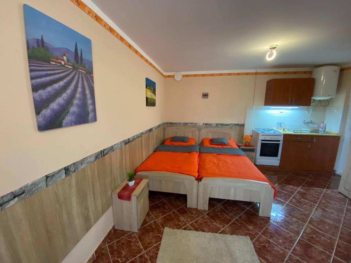 Hajnal Apartman Hajdúszoboszló 外观 照片