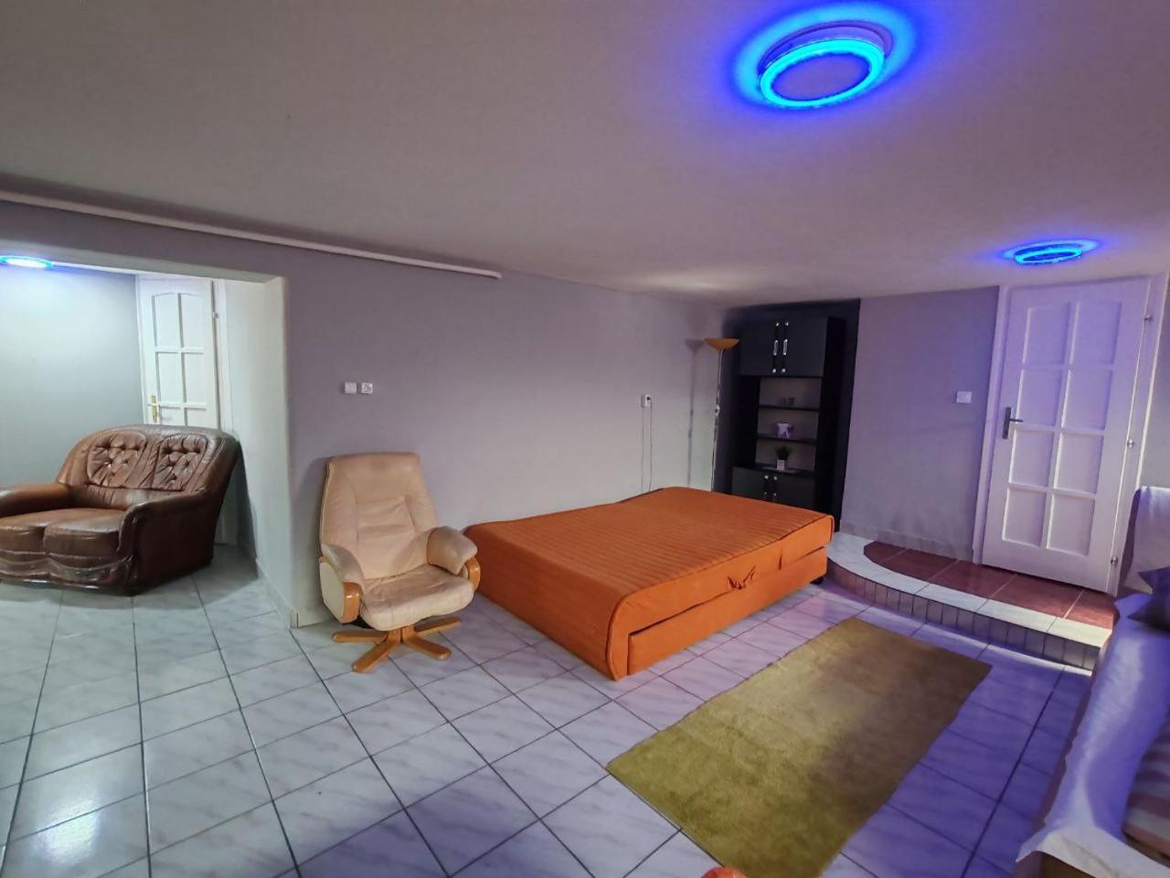 Hajnal Apartman Hajdúszoboszló 外观 照片