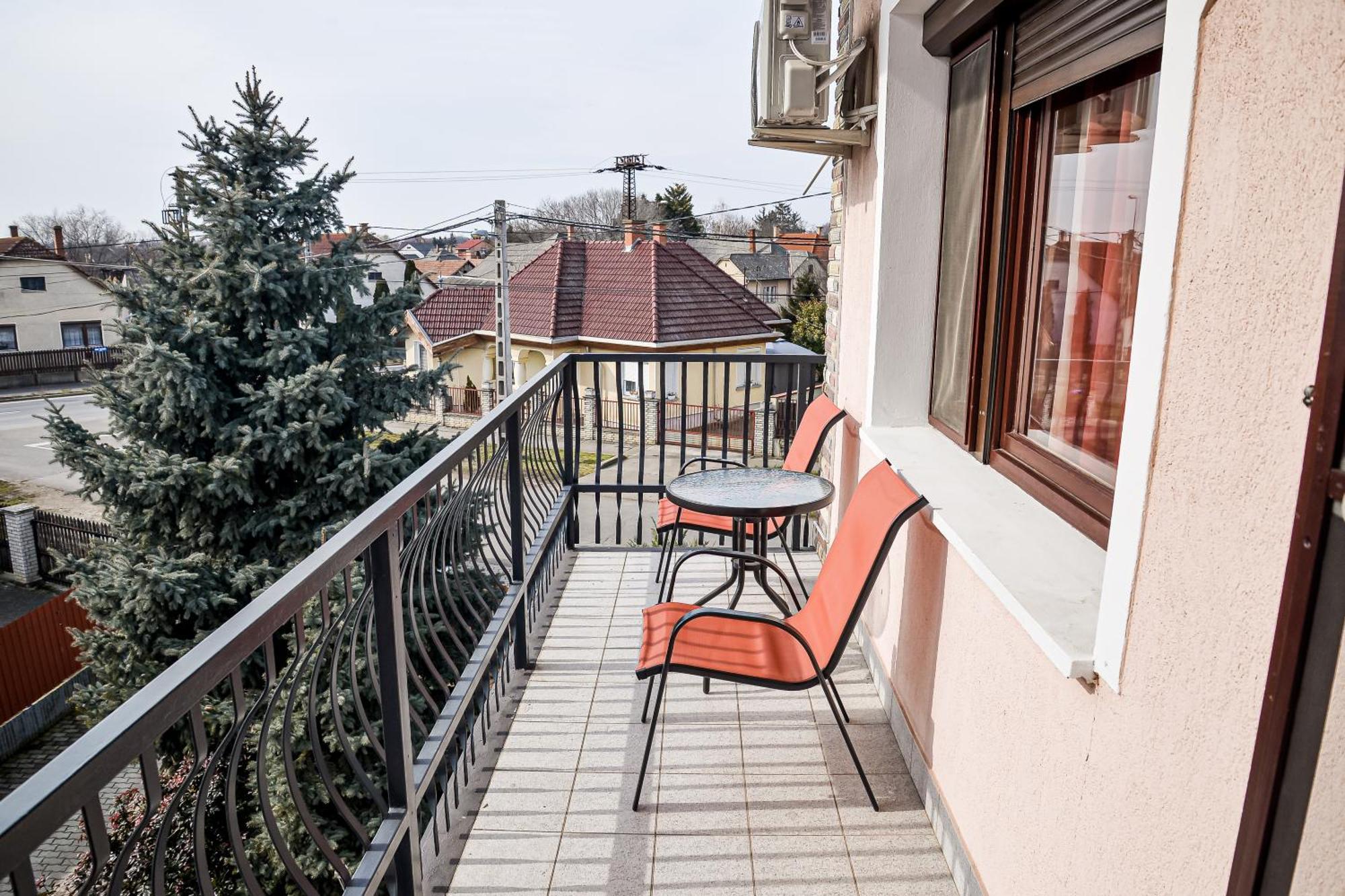 Hajnal Apartman Hajdúszoboszló 外观 照片