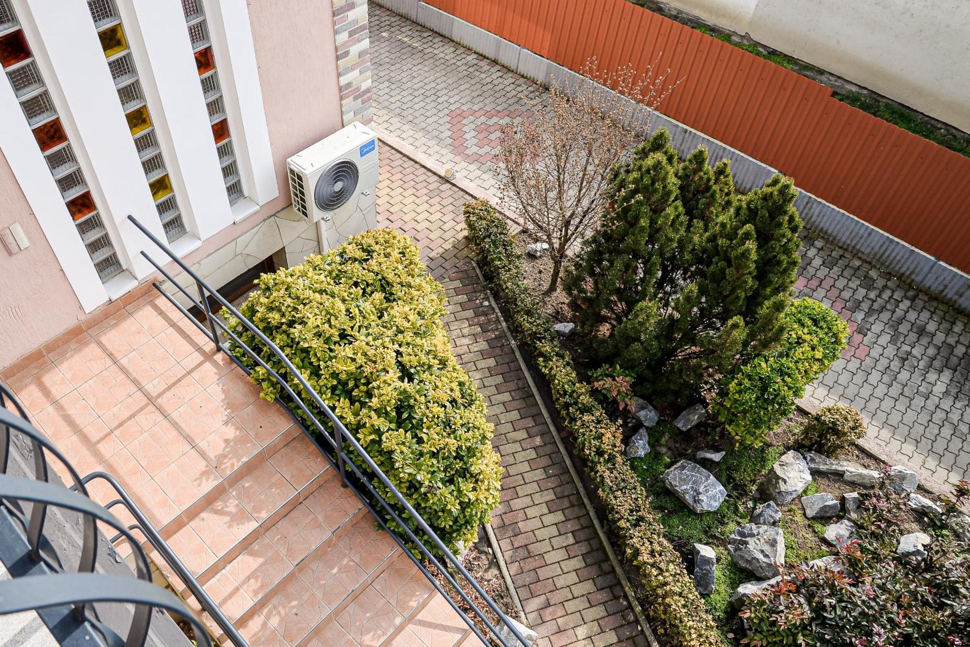 Hajnal Apartman Hajdúszoboszló 外观 照片